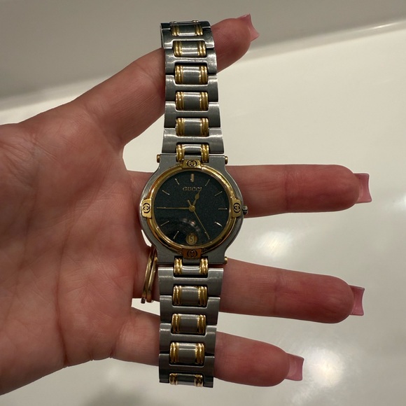 Gucci watch - Picture 6 of 6